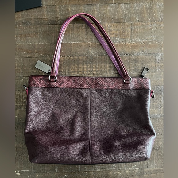 Coach Tyler python embossed carryall - Picture 7 of 12